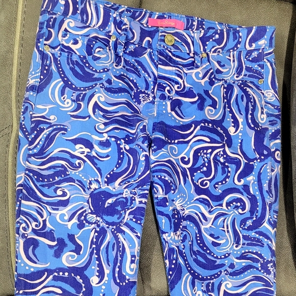 Lilly Pulitzer South Ocean Skinny Crop Pants  in the print Coastal Blue Whisper - Picture 2 of 10